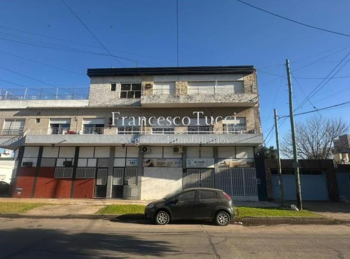 Terreno · 300m² · 10 Ambientes