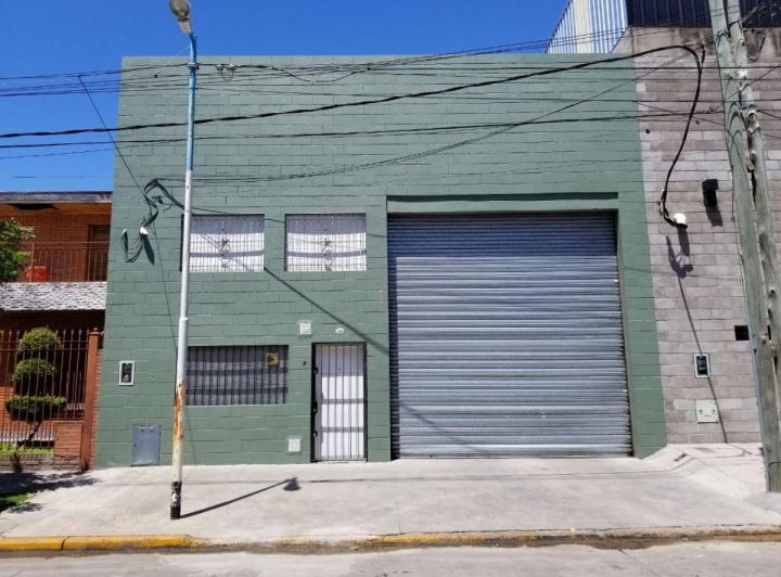 Bodega-Galpón · 475m²