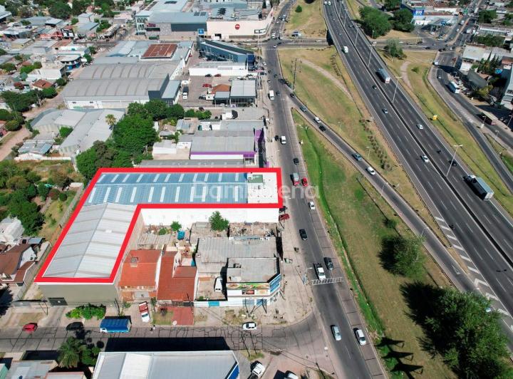 Depósito · 2334m²