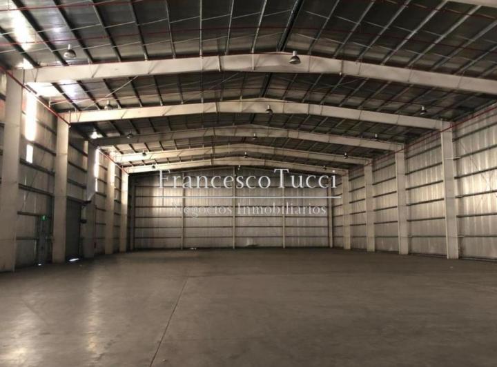 Bodega-Galpón · 3300ha · 2 Ambientes