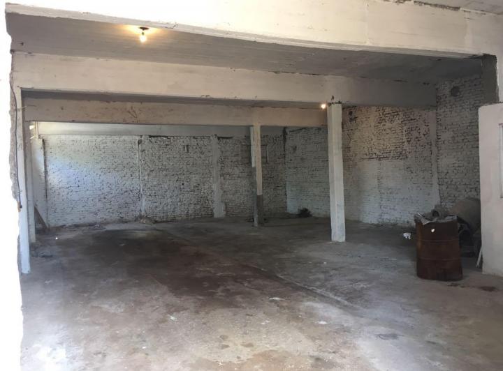 Bodega-Galpón · 210m²