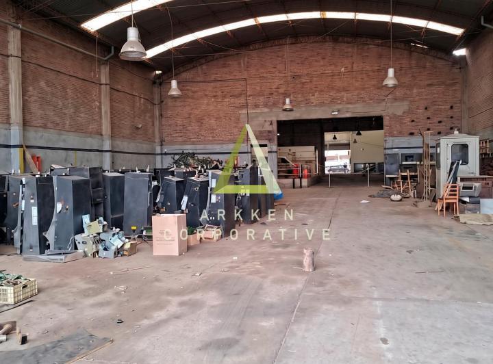 Bodega-Galpón · 1600m²