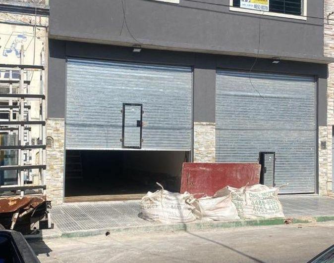 Local comercial · 130m²