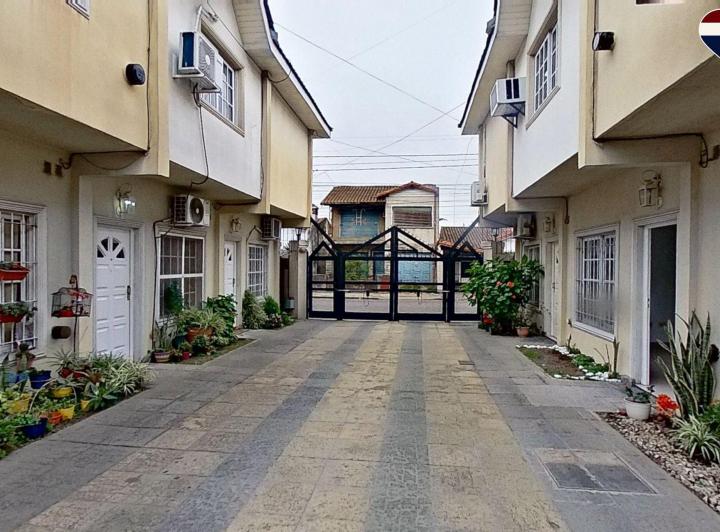Casa · 60m² · 3 Ambientes · 1 Cochera