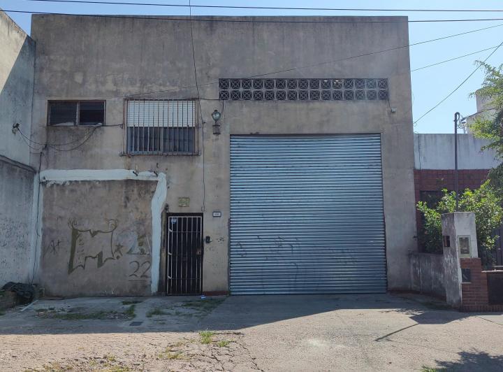 Bodega-Galpón · 350m²