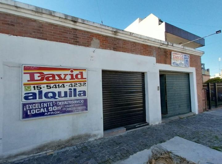 Local comercial · 90m²