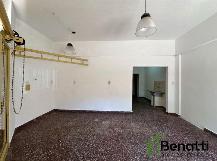 Local comercial · 38m² · 1 Ambiente · 1 Cochera
