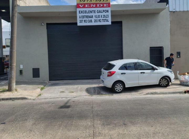 Bodega-Galpón · 207m²