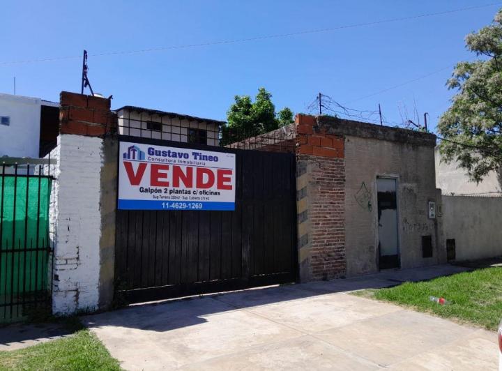 Bodega-Galpón · 420m² · 5 Ambientes · 1 Cochera