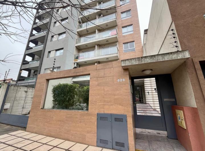 Departamento · 40m² · 2 Ambientes · 1 Cochera