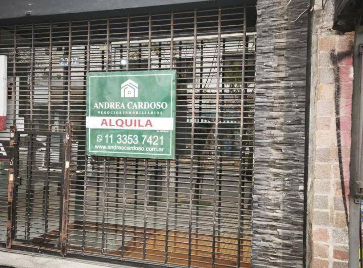 Local comercial · 81m²