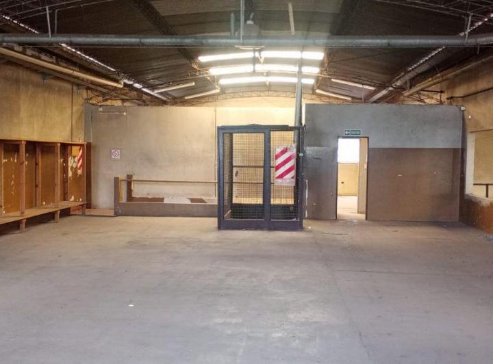 Bodega-Galpón · 1000m² · 3 Ambientes