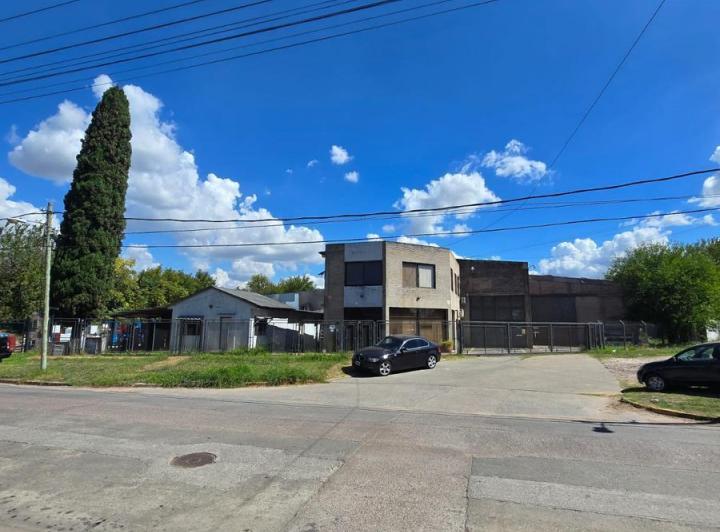 Depósito · 1750m²