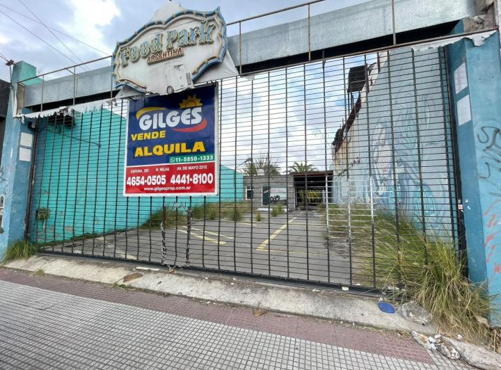 Terreno · 387m²