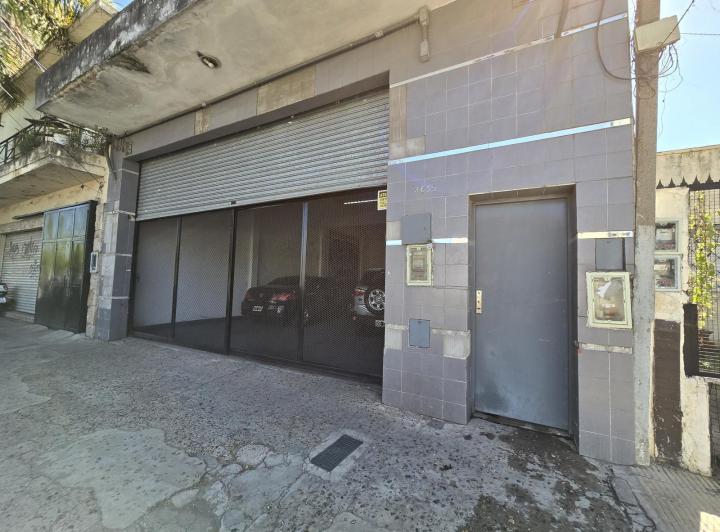 Bodega-Galpón · 180m²
