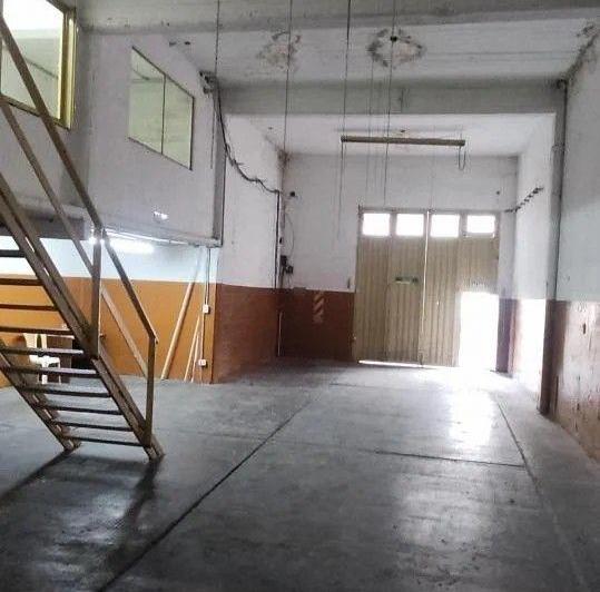 Bodega-Galpón · 300m²