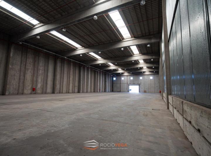 Bodega-Galpón · 1500m² · 1 Ambiente · 20 Cocheras