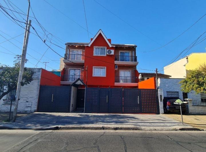 Departamento · 45m² · 2 Ambientes · 2 Cocheras
