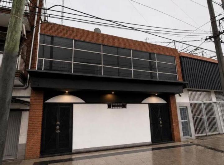 Local comercial · 300m²