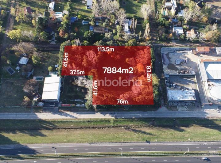 Terreno · 7884m²