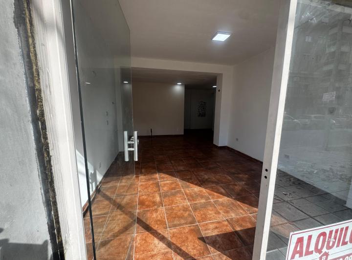 Local comercial · 60m²
