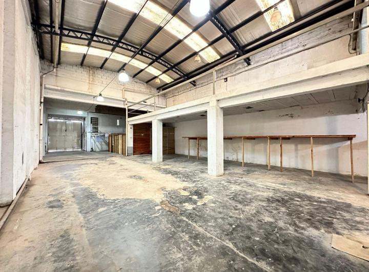 Bodega-Galpón · 420m²