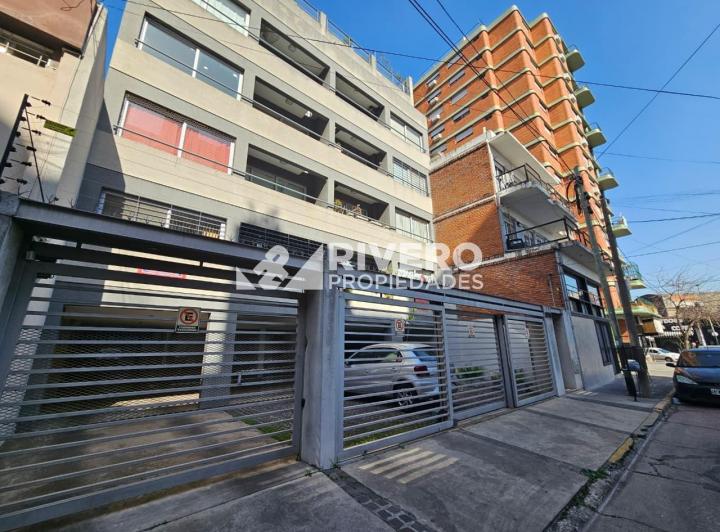 Departamento · 40m² · 2 Ambientes · 1 Cochera