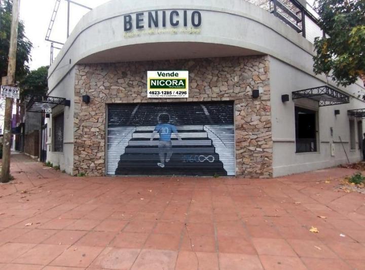 Local comercial · 155m² · 1 Ambiente · 2 Cocheras
