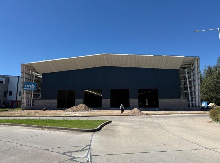 Bodega-Galpón · 5600m²