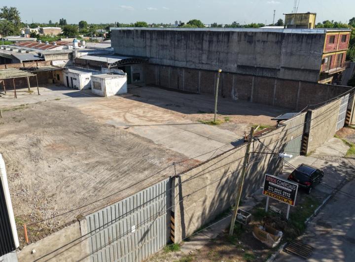 Terreno · 2000m²