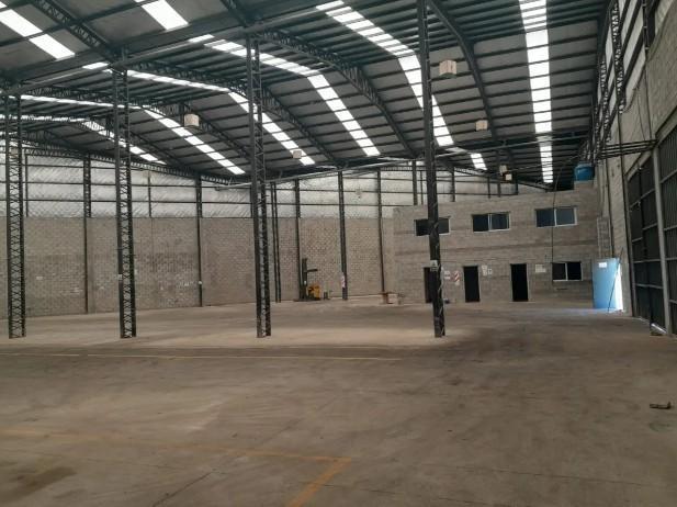 Bodega-Galpón · 2200m²