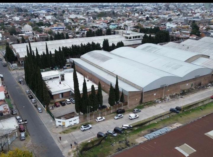 Bodega-Galpón · 5300m² · 2 Dormitorios