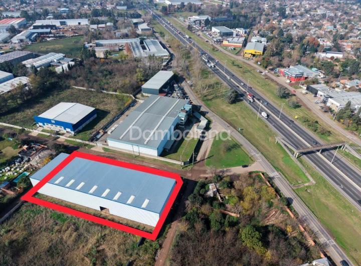 Depósito · 2300m²