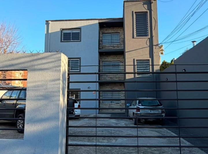 Departamento · 50m² · 2 Ambientes · 1 Cochera