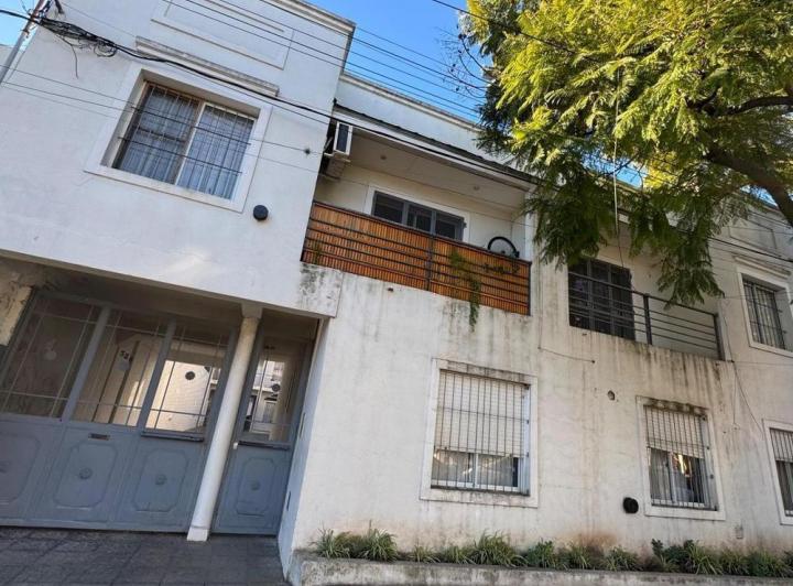Departamento · 40m² · 2 Ambientes · 1 Cochera