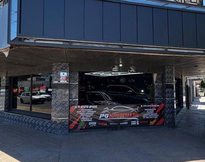 Local comercial · 183m²