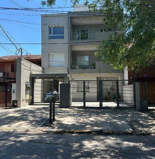 Departamento · 40m² · 2 Ambientes · 1 Cochera