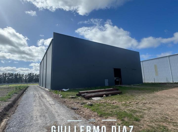 Bodega-Galpón · 1130m² · 7 Ambientes
