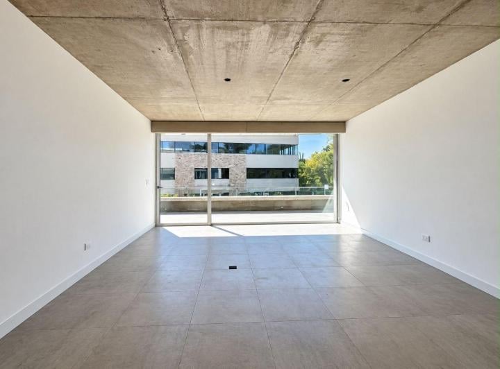 Oficina comercial · 41m² · 1 Ambiente · 1 Cochera