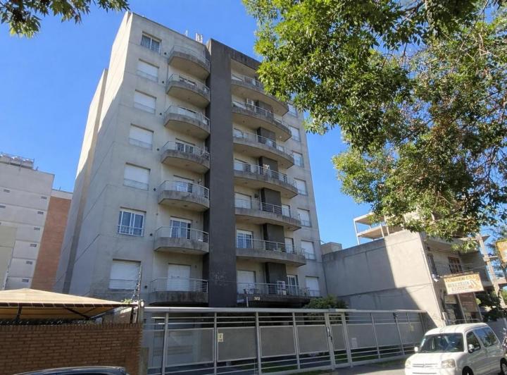 Departamento · 45m² · 2 Ambientes · 1 Cochera