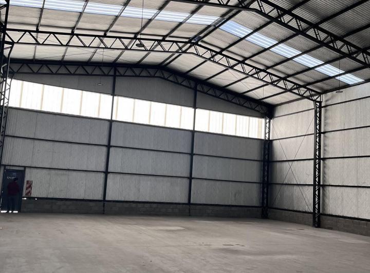 Depósito · 400m²