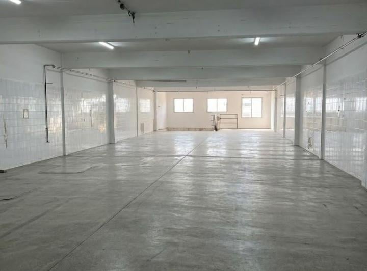 Bodega-Galpón · 780m² · 2 Cocheras