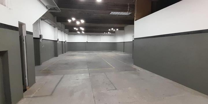 Bodega-Galpón · 180m² · 180 Ambientes