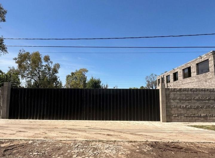 Depósito · 18268m²
