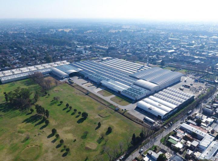 Depósito · 7675m²