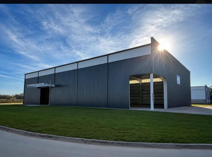 Bodega-Galpón · 1500m² · 10 Cocheras