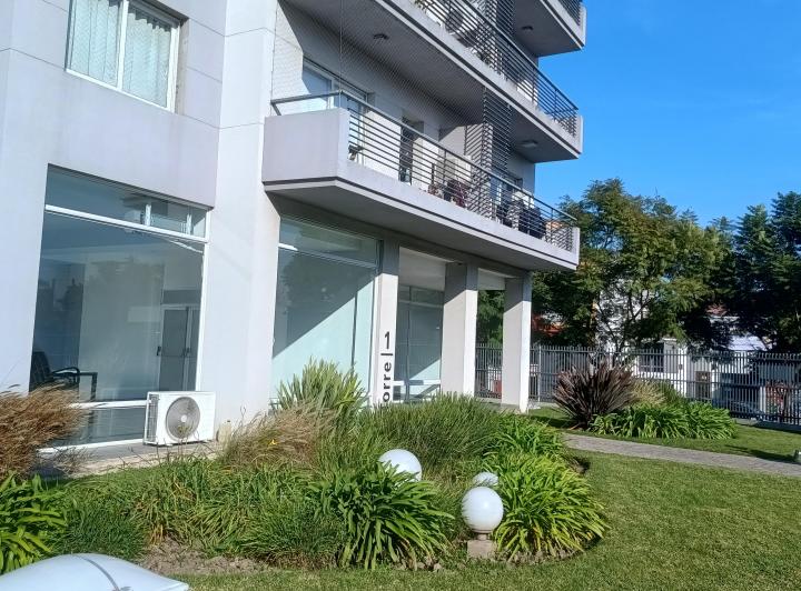 Departamento · 45m² · 2 Ambientes · 1 Cochera