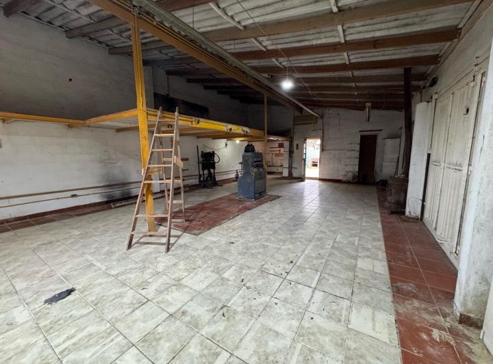 Local comercial · 110m²