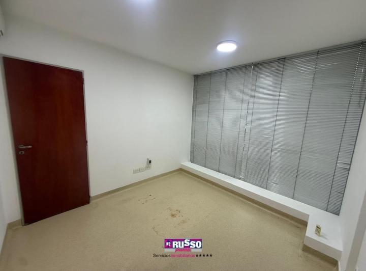 Oficina comercial · 100m² · 5 Ambientes