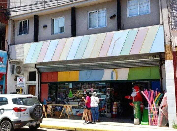 Local comercial · 320m²